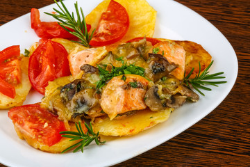 Salmon with grilled vegetables