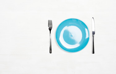 Place setting with plate, knife and fork