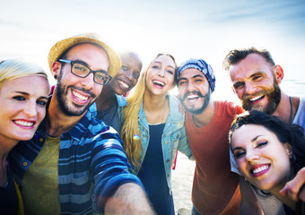 Obraz premium Diverse Beach Summer Friends Fun Bonding Concept