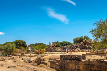 Fototapeta premium Agrigente.La vallée des temples.Temple de Zeus Olympien.