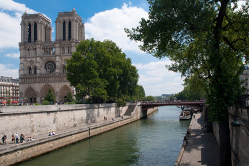 Fototapeta na wymiar Paris - France, Seine river