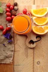 Orange juice with fresh orange fruits sliced.