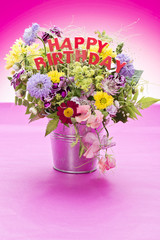 Blumenstrauss mit Buchstaben 