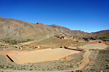 Fußballplatz in der Dadesschlucht Marokko