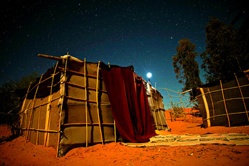 Übernachten in den Dünen von Erg Chebbi in Marokko