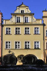 Jelenia Góra - kamieniczki w Rynku © adalbertyn