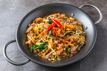 韓国風すき焼き　プルコギ　 Korean dish of grilled beef bulgogi