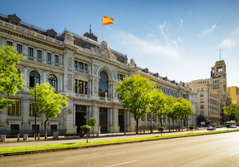 The Bank of Spain (Banco de Espana) on Calle de Alcala in Madrid - obrazy, fototapety, plakaty