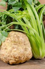 Obraz premium Celery root and green celery