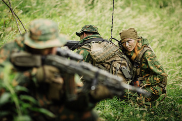 Fototapeta premium paratrooper airborne infantry in the forest