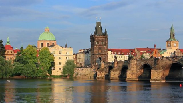 Czech Republic, Prague, view on the Charles Bridge at the Vltava River, with the Old Town Bridge Tower