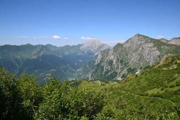 Naklejka na ściany i meble Carnia - Monti Coglians e Timau (Panorama da Monte Paularo)