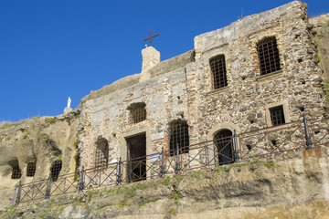 Fototapeta na wymiar Chiesa di Piedigrotta, Calabria, Italia