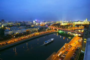 Fototapeta premium Moscow at night. view of the Kremlin