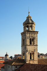 Fototapeta na wymiar Glockenturm bei Kloster der Dominikaner in Dubrovnik