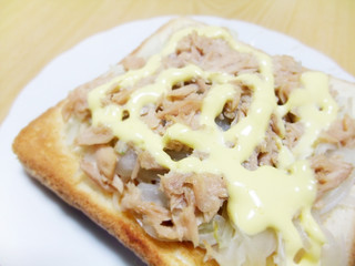 ツナトースト