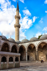 Fototapeta na wymiar minaretten moschee muezzin Istanbul Kuppel 