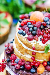 naked wedding cake