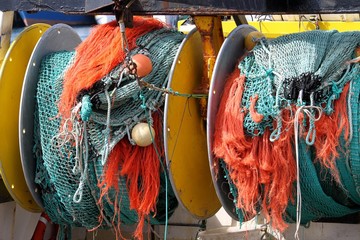 filets de pêche sur un chalutier breton,guilvinec,