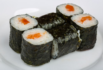 Salmon roll