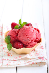 Strawberry and mint ice cream
