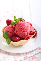 Strawberry and mint ice cream