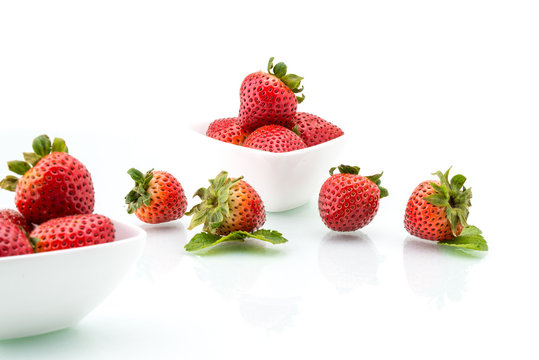 fresh strawberries with leaf, healthy, natural