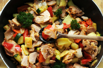 كباب Kebāb কাবাব کەباب Kebap کباب קבב Kebab Քաբաբ Döner ケバブ ქაბაბი ಕಬಾಬ್ 케밥 Kebabas Kebabs കബാബ് Кебаб 卡博串Piatto unico Plat unique