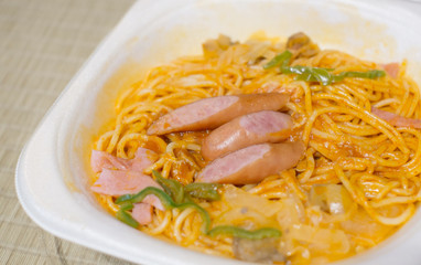 japanese pasta dish, spaghetti sausage