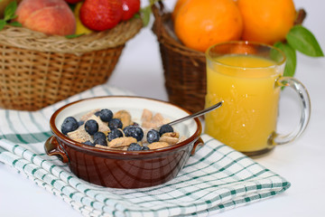 Fruits and cereals