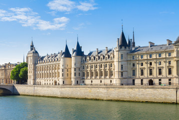 Fototapeta na wymiar La Conciergerie, Paris, France