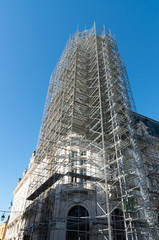 Fototapeta premium Échafaudage sur la mairie de Sens