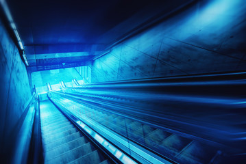 Obraz premium Escalator Staircase and Modern Architecture Interior