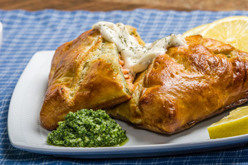 Salmon fillet in pastry with kale pesto