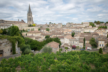 Fototapeta na wymiar Le village de Saint-Émilion