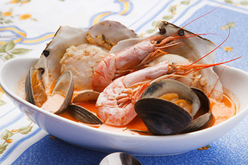 魚介のスープ煮