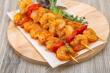 Raw prawn skewer