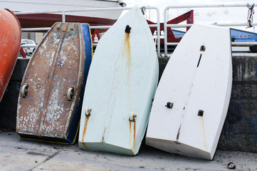 old  boat  on the harbor