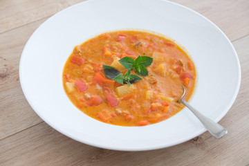 paprika curry suppe