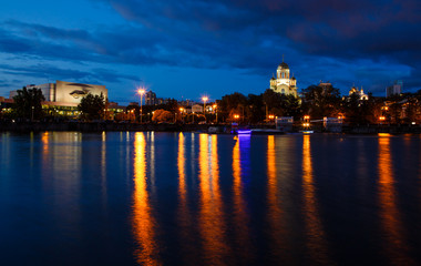 Obraz na płótnie Canvas Night view of evening city with the river Ural Ekaterinburg