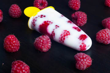 ice lolly raspberries