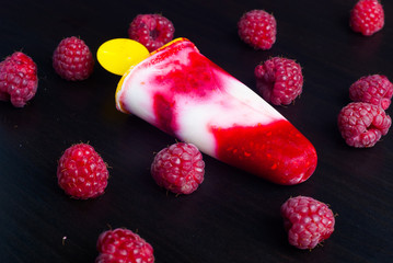 ice lolly raspberries