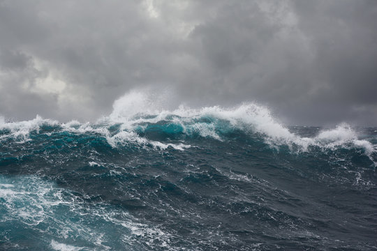Fototapeta sea wave during storm in atlantic ocean