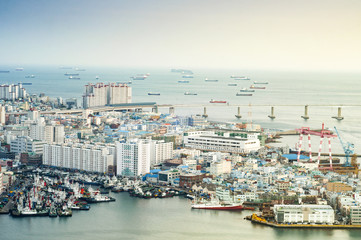 Fototapeta na wymiar View of Busan port.