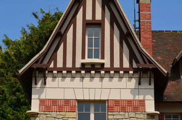 Villa d'architecture néo-normande.