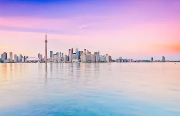 Fototapete Toronto Panorama der Skyline von Toronto in der Abenddämmerung in Ontario, Kanada