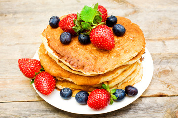 pancakes with fresh berries