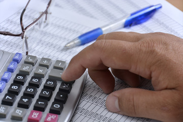 income plus or minus