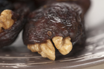 Hastak (dry dates with walnut)