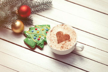 Cup of coffee and christmas gingerbread